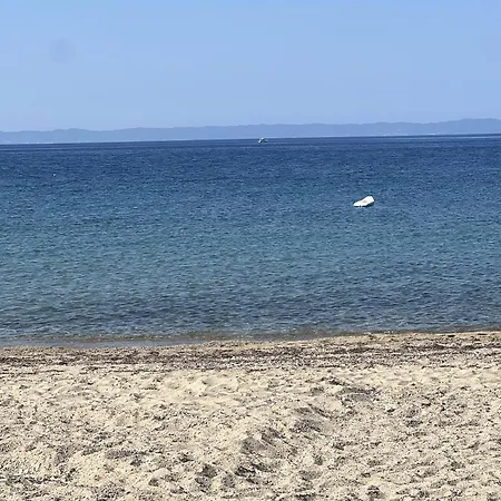 Homes 100m From Nikiti (Sithonia)