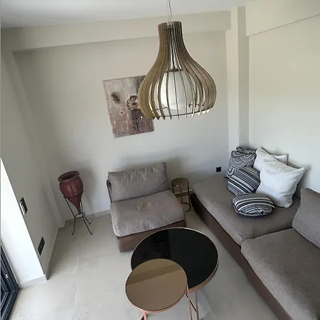 Апартаменты Homes 100m From