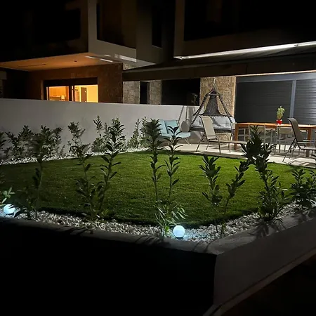 Homes 100m From Апартаменты Никити
