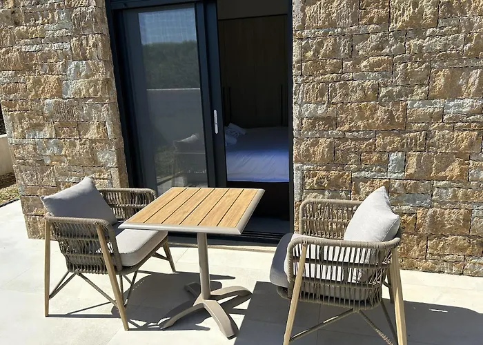 Homes 100m From شقة *