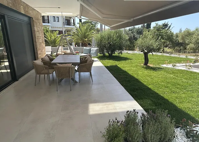 Homes 100m From