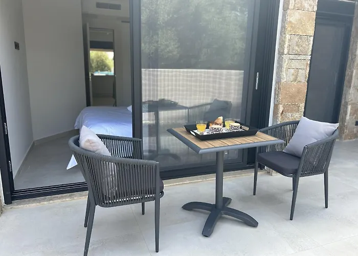 Апартаменты Homes 100m From *