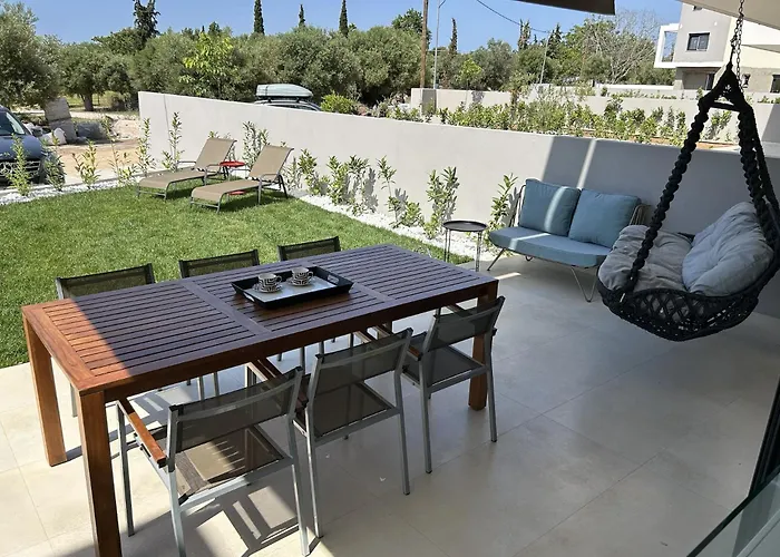 Апартаменты Homes 100m From