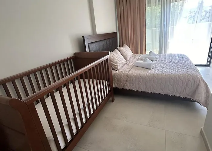 Апартаменты Homes 100m From