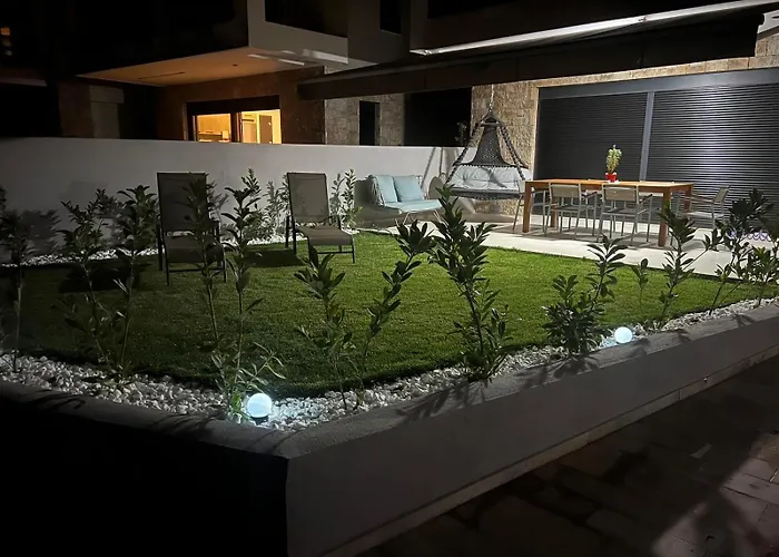 Homes 100m From